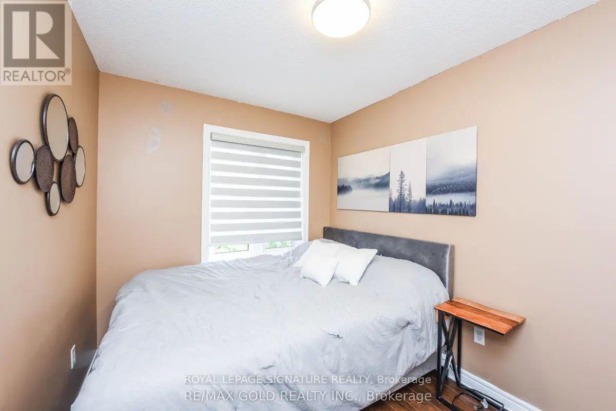 5670 Raleigh Street, Mississauga, Ontario  L5M 7E6 - Photo 11 - W12641376