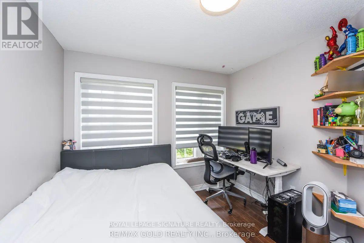5670 Raleigh Street, Mississauga, Ontario  L5M 7E6 - Photo 12 - W12641376