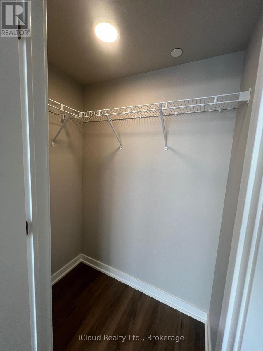 411 - 720 Whitlock Avenue, Milton, Ontario  L9E 2B5 - Photo 11 - W12641378