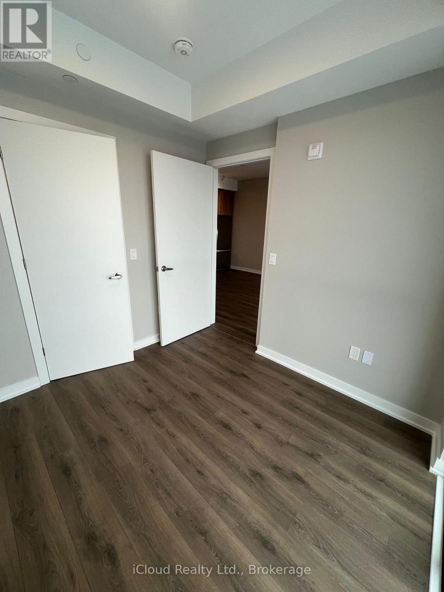 411 - 720 Whitlock Avenue, Milton, Ontario  L9E 2B5 - Photo 14 - W12641378