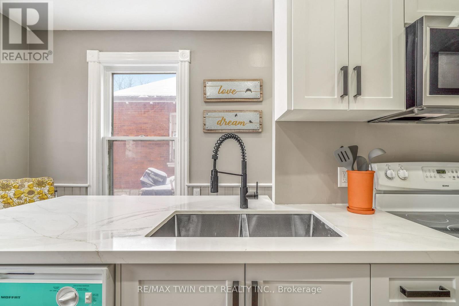 353 Dalhousie Street, Brantford, Ontario  N3S 3V9 - Photo 17 - X12641340