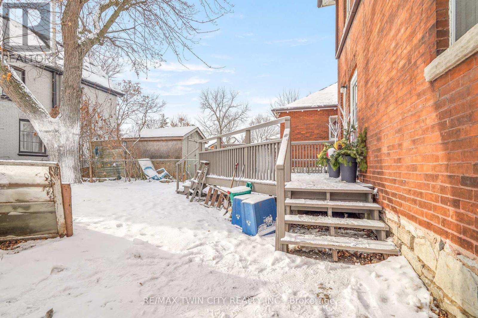 353 Dalhousie Street, Brantford, Ontario  N3S 3V9 - Photo 35 - X12641340