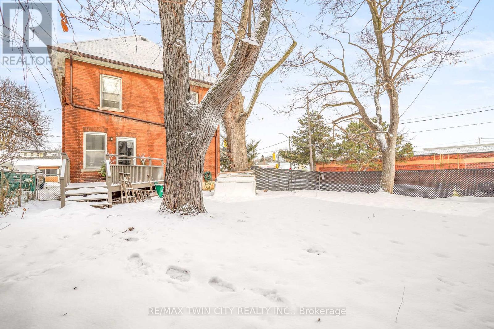 353 Dalhousie Street, Brantford, Ontario  N3S 3V9 - Photo 38 - X12641340