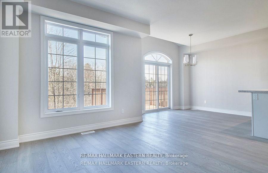 37 Coldbrook Drive, Cavan Monaghan (Millbrook Village), Ontario  L0A 1G0 - Photo 14 - X12641420