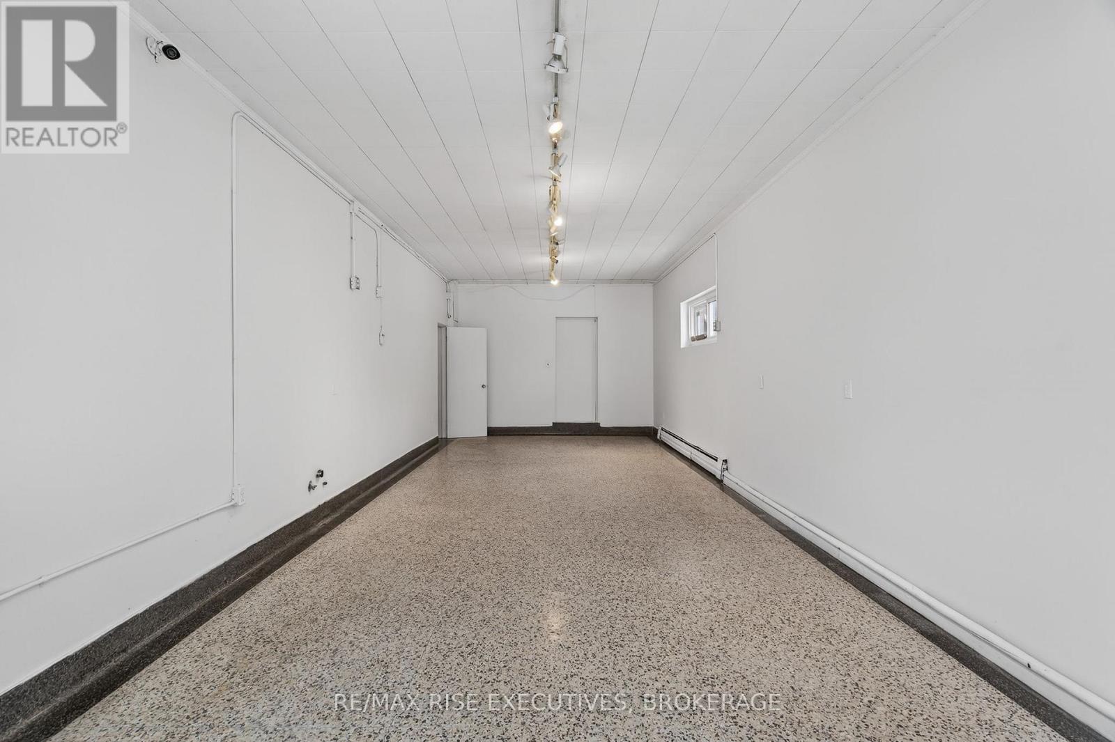 676 King Street W, Kingston, Ontario  K7M 2E8 - Photo 22 - X12641414