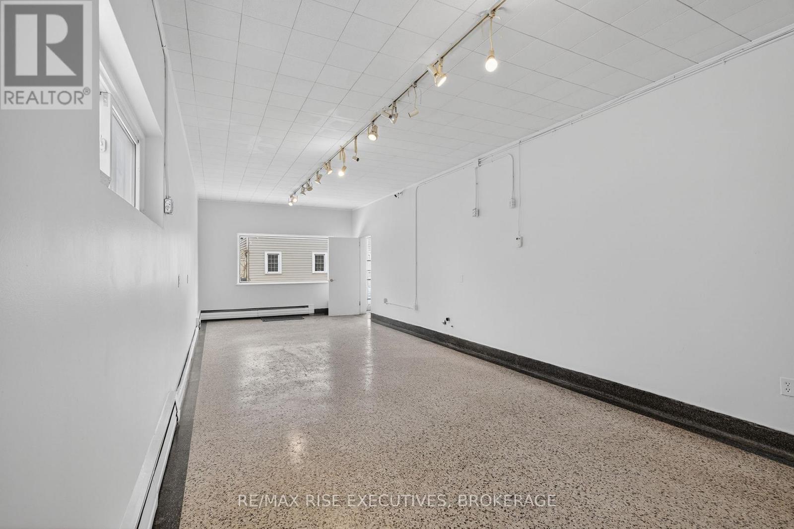 676 King Street W, Kingston, Ontario  K7M 2E8 - Photo 25 - X12641436