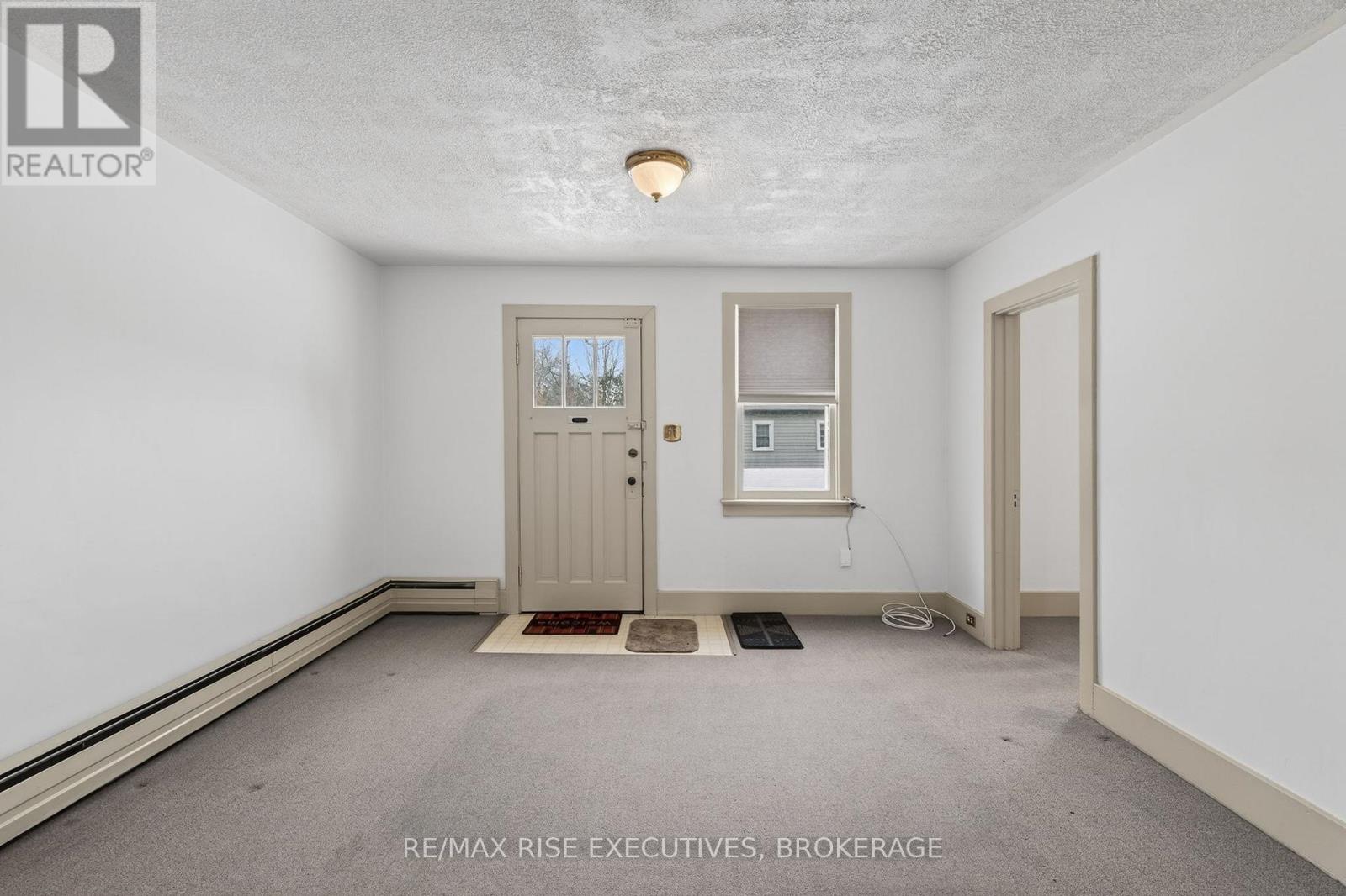 676 King Street W, Kingston, Ontario  K7M 2E8 - Photo 5 - X12641436