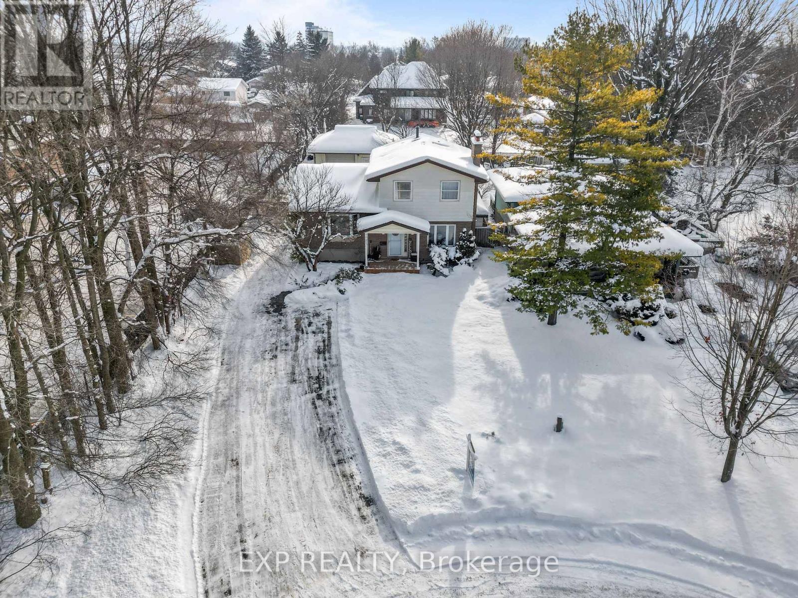 667 Eden Avenue, London South, Ontario  N6C 2Z8 - Photo 2 - X12641428