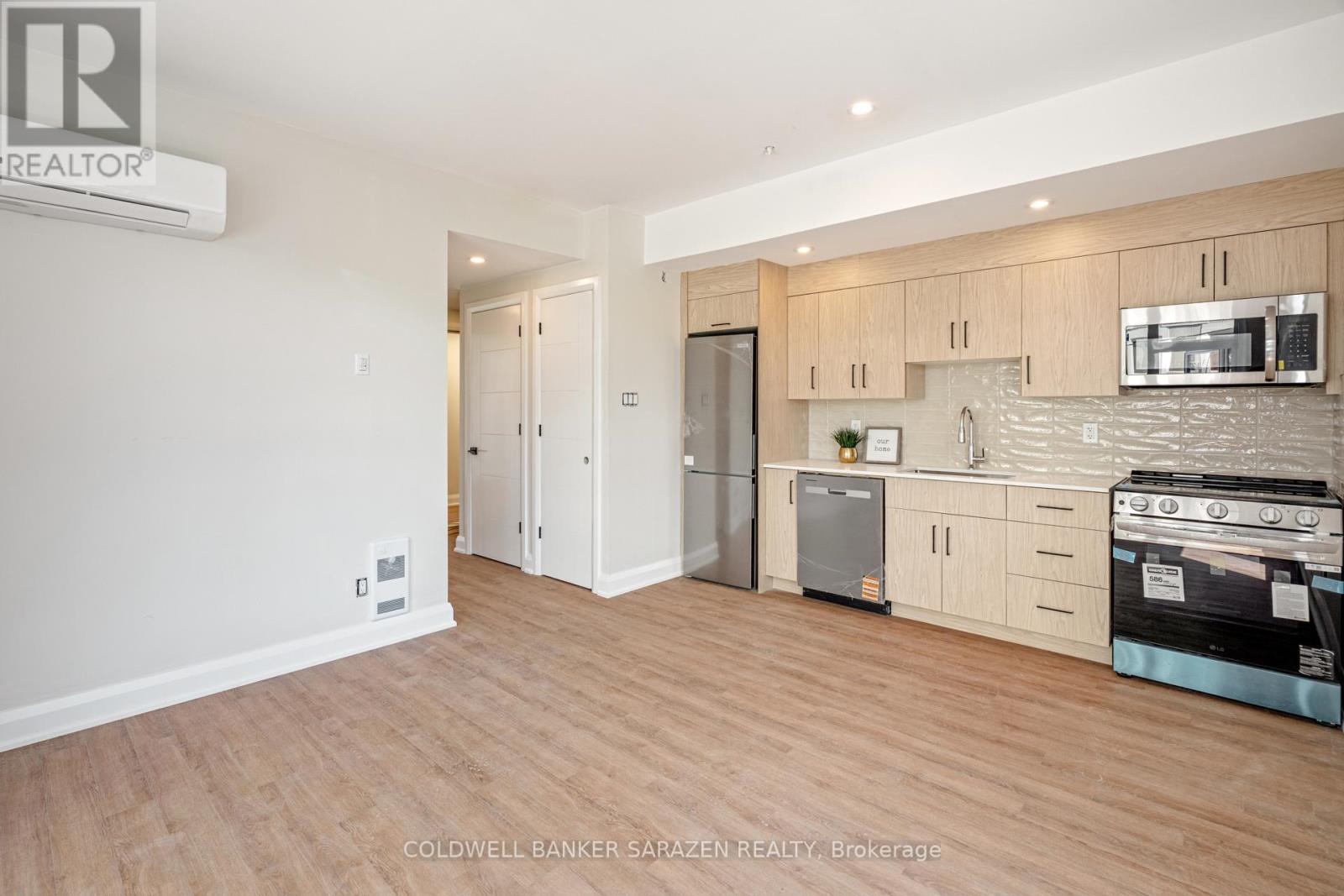 201 - 10 Mcarthur Avenue, Ottawa, Ontario  K1L 6R2 - Photo 7 - X12641408