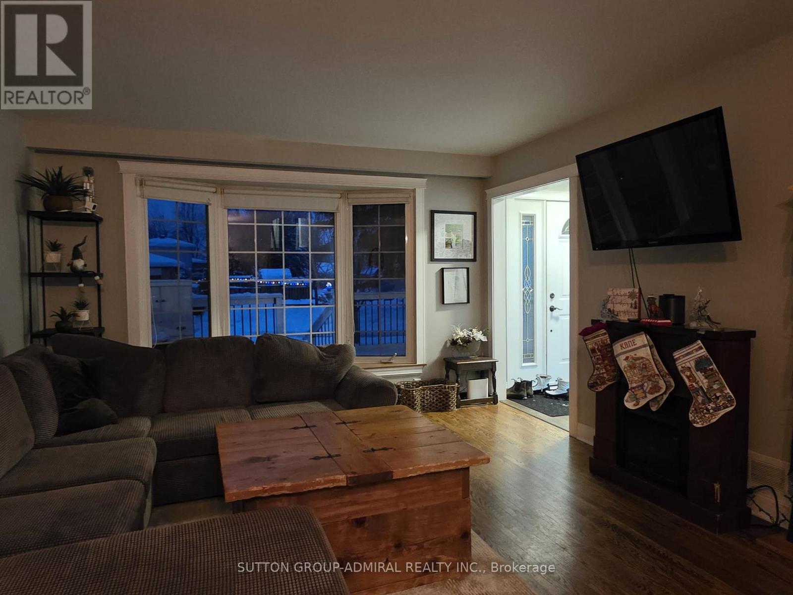 Upper - 31 Jeffrey Street, Barrie, Ontario  L4M 5H5 - Photo 13 - S12638192