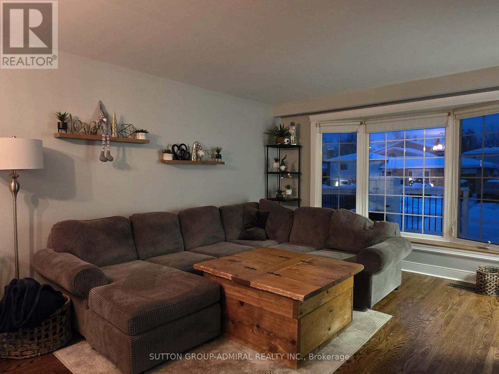 Upper - 31 Jeffrey Street, Barrie, Ontario  L4M 5H5 - Photo 18 - S12638192