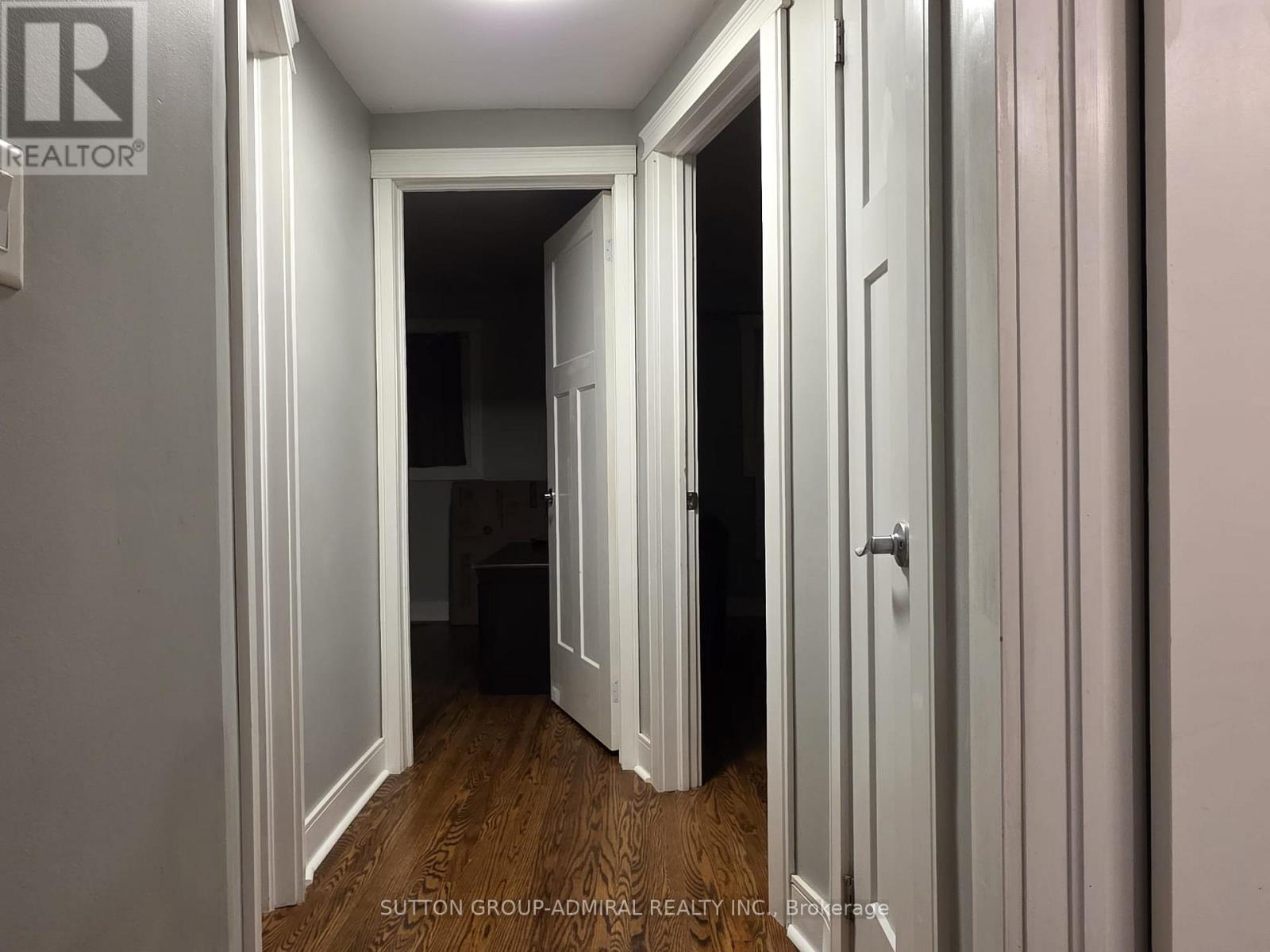 Upper - 31 Jeffrey Street, Barrie, Ontario  L4M 5H5 - Photo 37 - S12638192