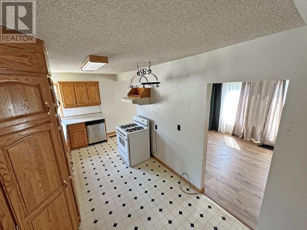 77 Rankin Street, Red Rock, Ontario  P0T 2P0 - Photo 15 - TB253676