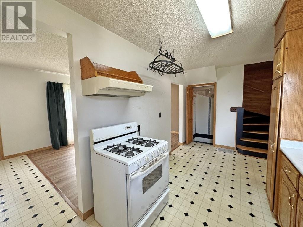 77 Rankin Street, Red Rock, Ontario  P0T 2P0 - Photo 9 - TB253676