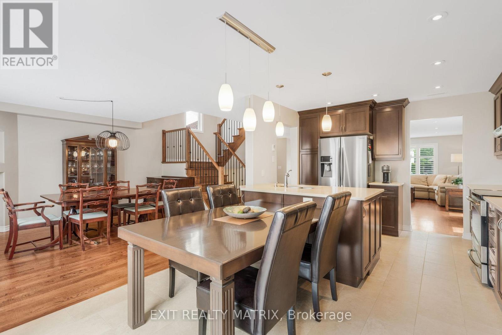 16 La Citadelle Street, Russell, Ontario  K0A 1W0 - Photo 12 - X12378574