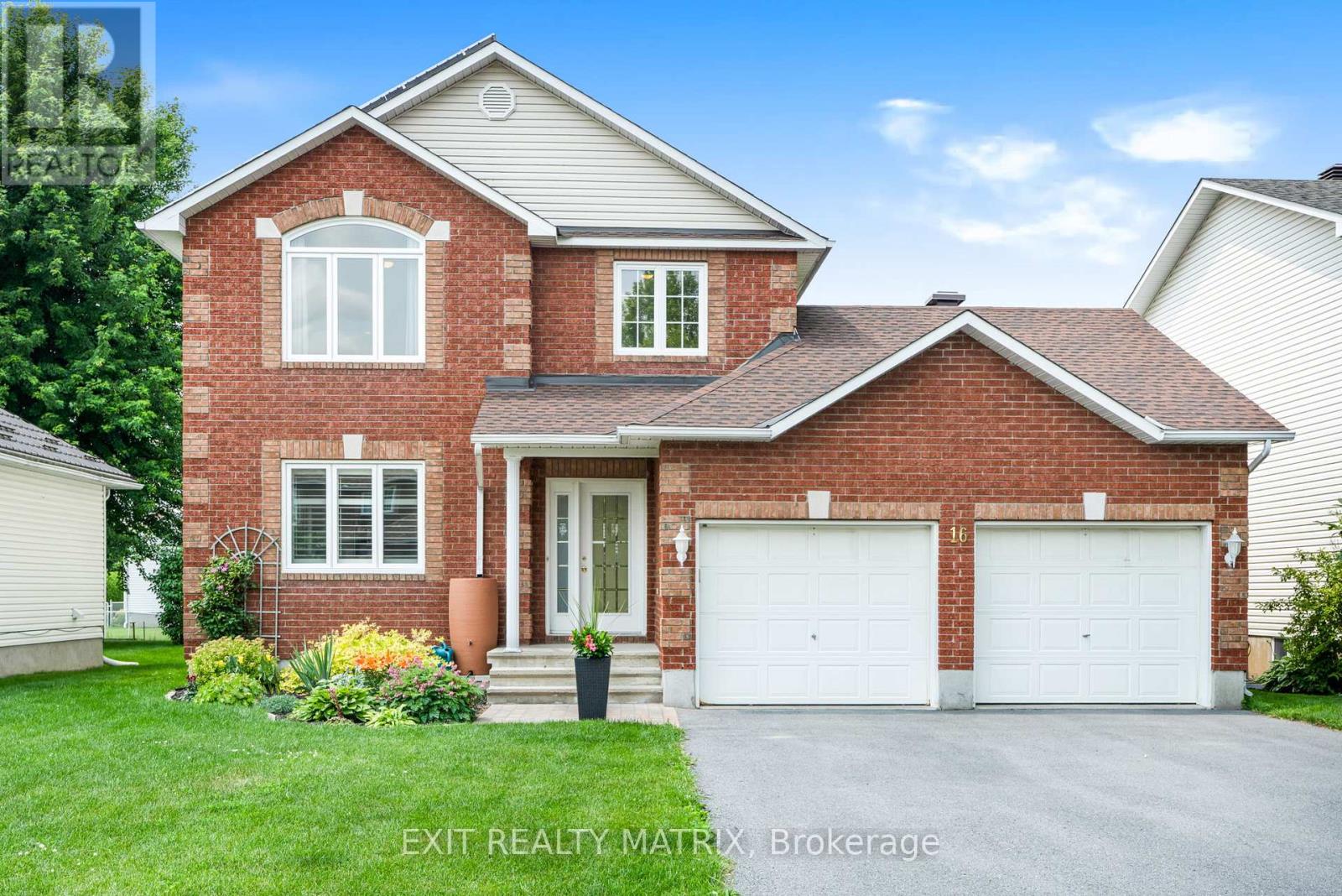 16 La Citadelle Street, Russell, Ontario  K0A 1W0 - Photo 37 - X12378574