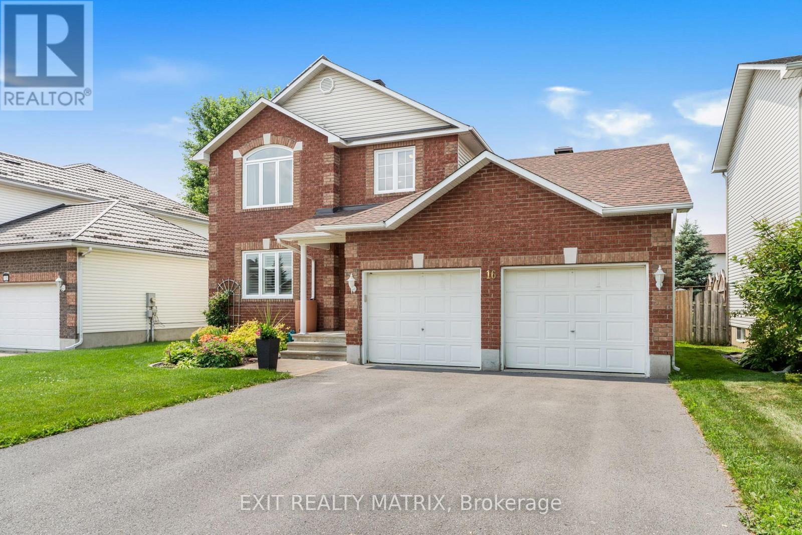 16 La Citadelle Street, Russell, Ontario  K0A 1W0 - Photo 38 - X12378574