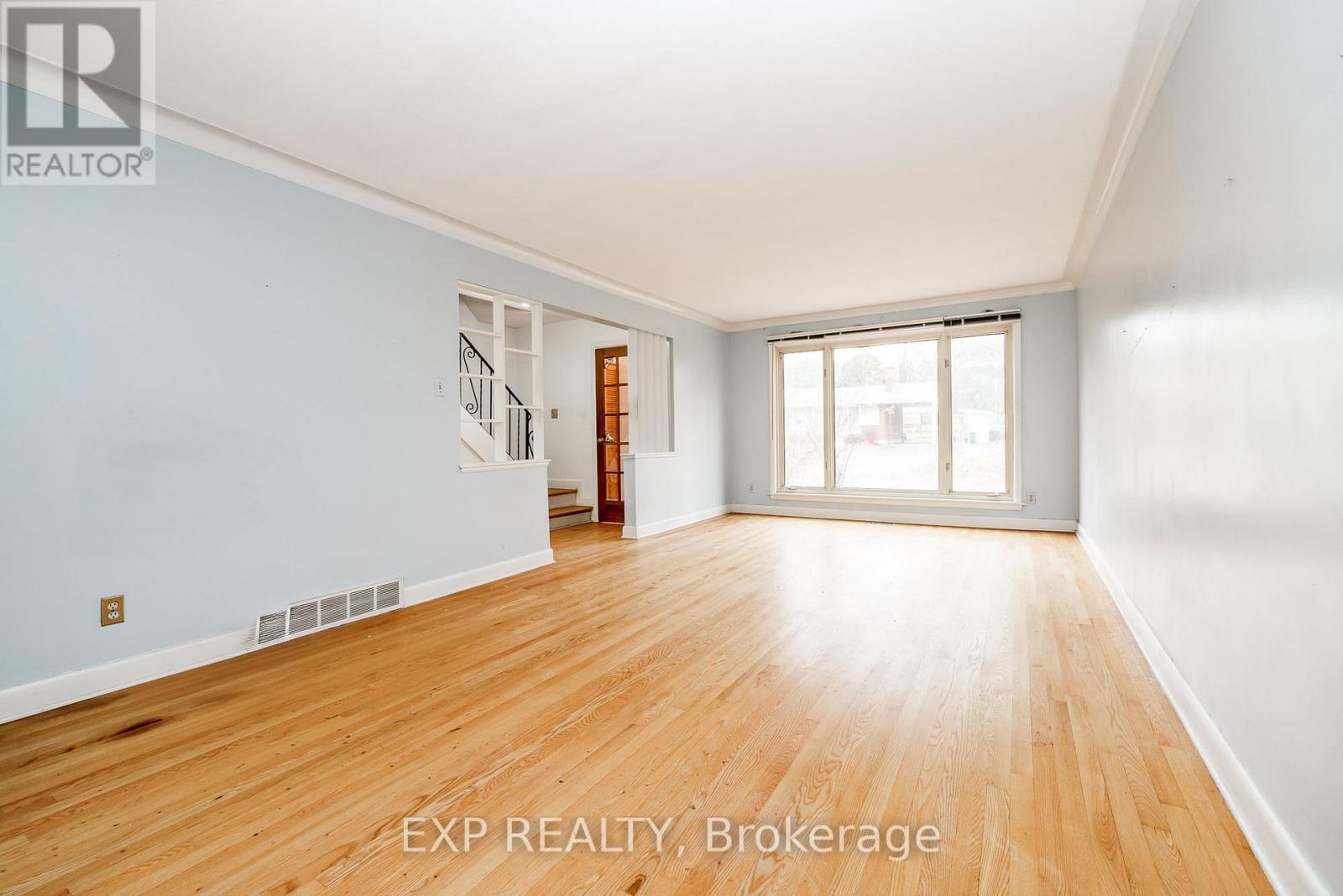 426 Apple Tree Lane, Ottawa, Ontario  K1K 2R6 - Photo 10 - X12519640