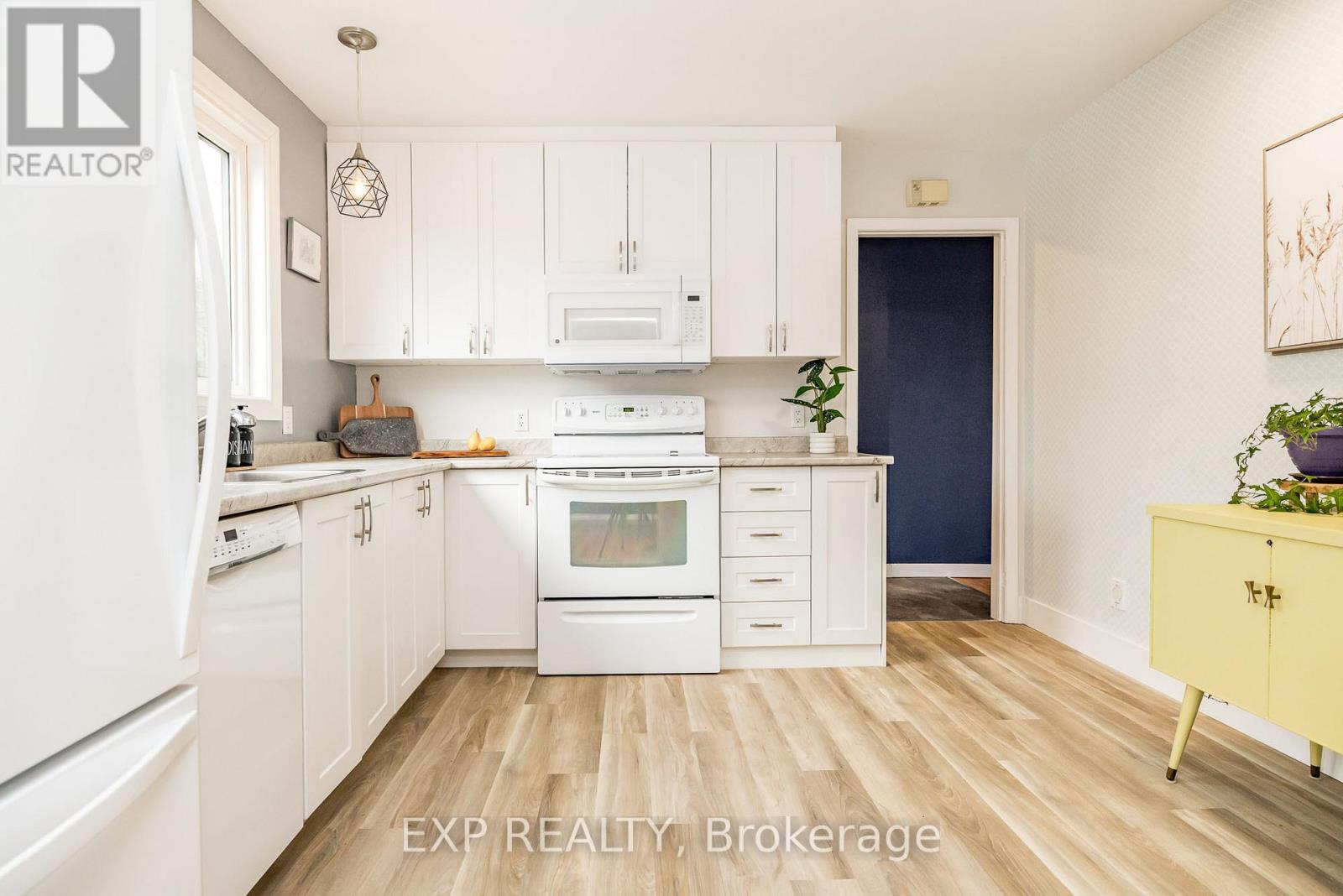 130 Banning Road, Ottawa, Ontario  K2L 1C4 - Photo 13 - X12577602