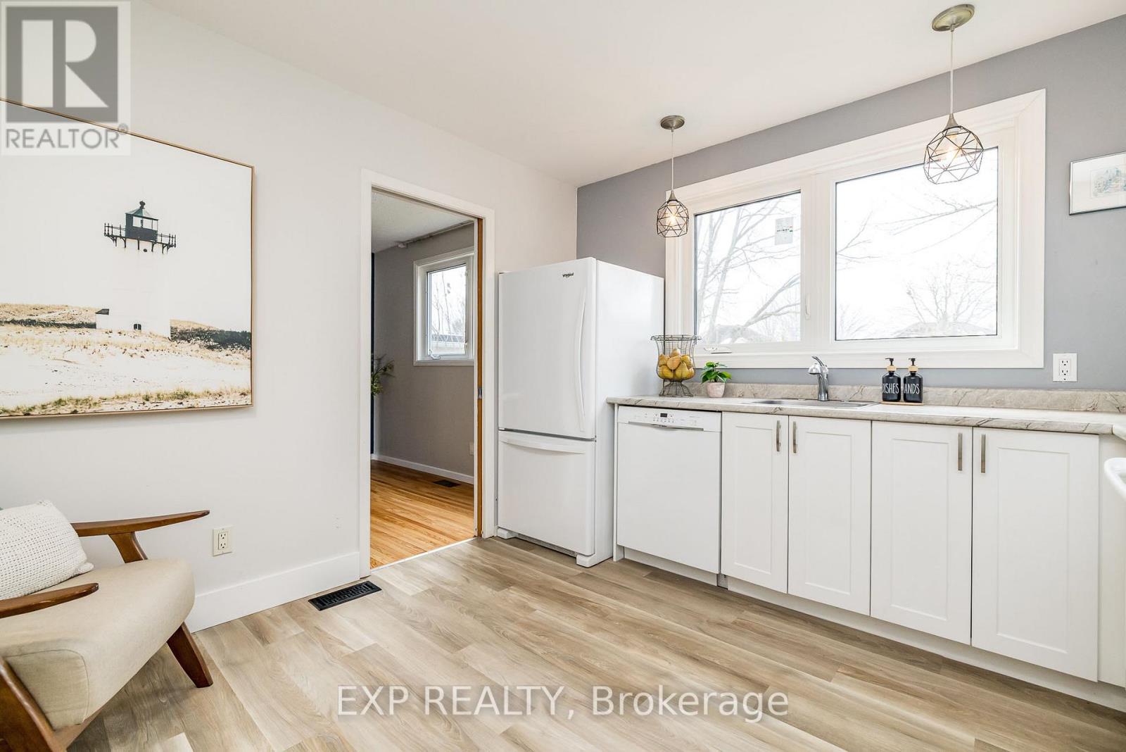 130 Banning Road, Ottawa, Ontario  K2L 1C4 - Photo 15 - X12577602