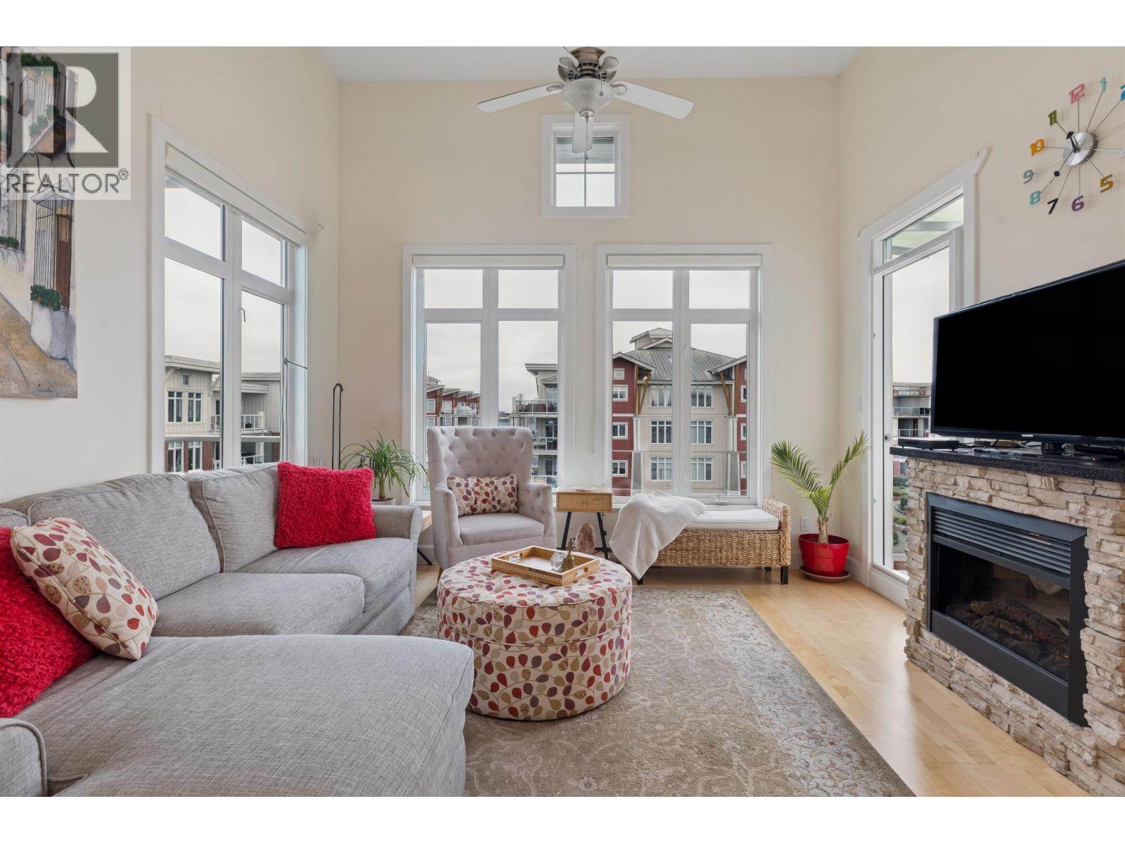 434 4280 Moncton Street, Richmond, British Columbia V7E 6T4 - Photo 1 - R3074423