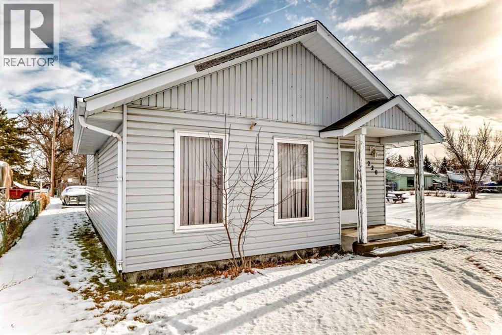 220 Haskayne Avenue, Gleichen, Alberta  T0J 0B6 - Photo 3 - A2273502