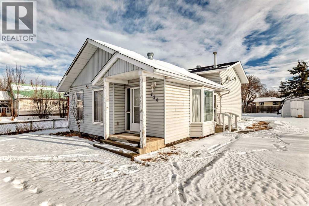 220 Haskayne Avenue, Gleichen, Alberta  T0J 0B6 - Photo 8 - A2273502