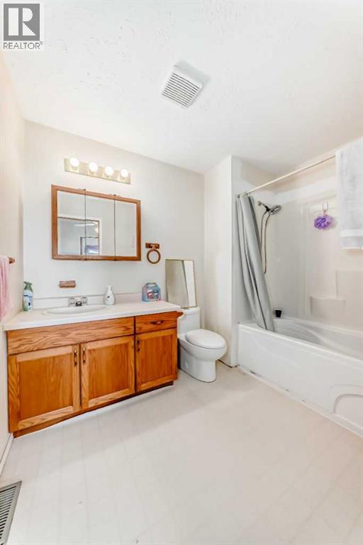 220 Haskayne Avenue, Gleichen, Alberta  T0J 0B6 - Photo 24 - A2273502