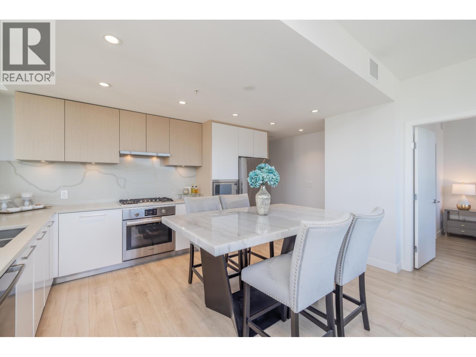 2604 567 Clarke Road, Coquitlam, British Columbia V3J 0K7 - Photo 5 - R3074090