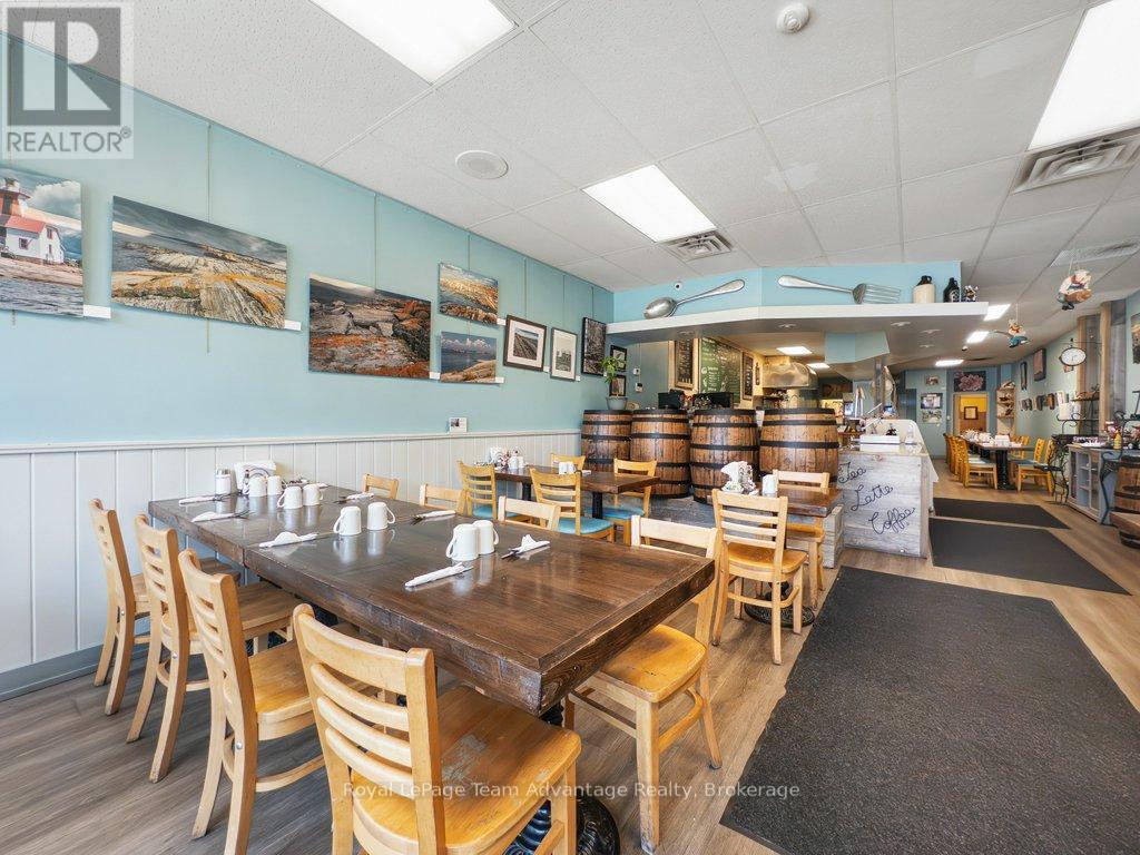 65 James Street, Parry Sound, Ontario  P2A 1T6 - Photo 2 - X12641406