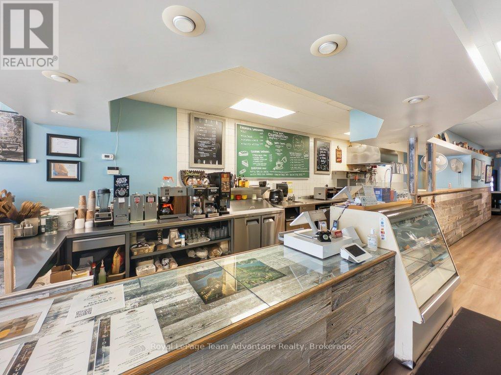 65 James Street, Parry Sound, Ontario  P2A 1T6 - Photo 6 - X12641406