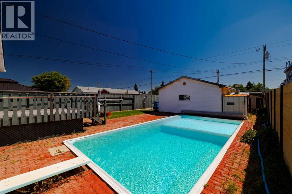 3236 Doverville Crescent Se, Calgary, Alberta  T2B 1T9 - Photo 22 - A2248935