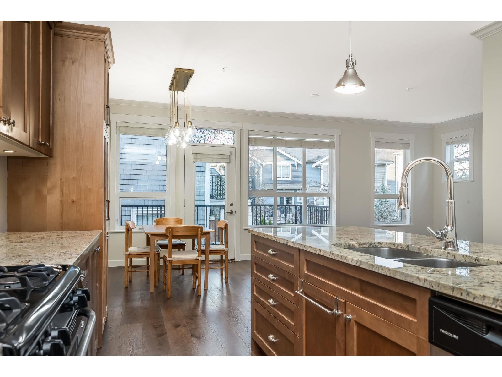 32 7059 210 Street, Langley, British Columbia  V2Y 0T2 - Photo 8 - R3074158