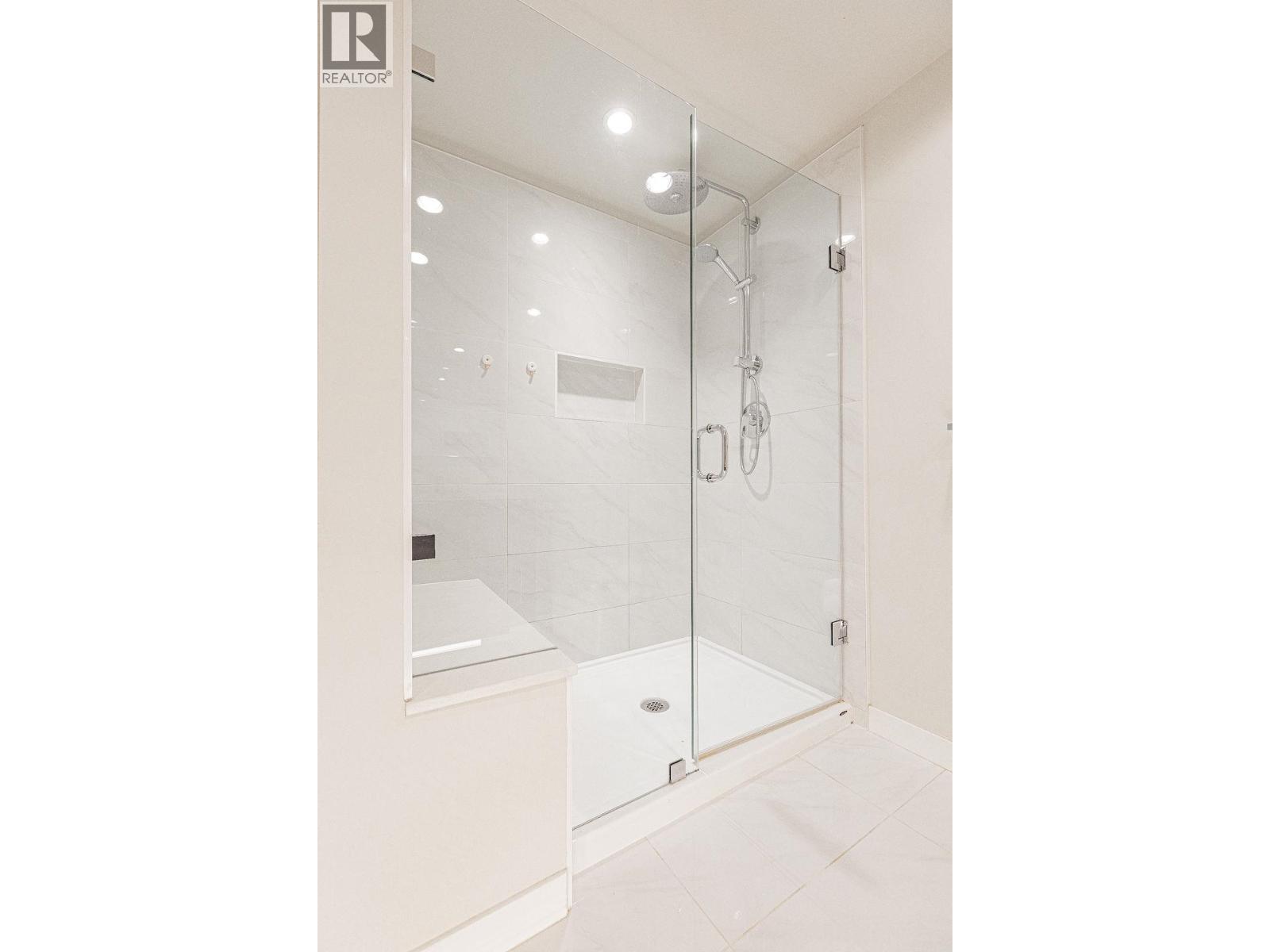 304 3096 Windsor Gate, Coquitlam, British Columbia  V3B 0P4 - Photo 19 - R3073940