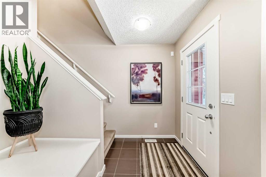 112 Sunvalley Road, Cochrane, Alberta  T4C 0X8 - Photo 3 - A2275401