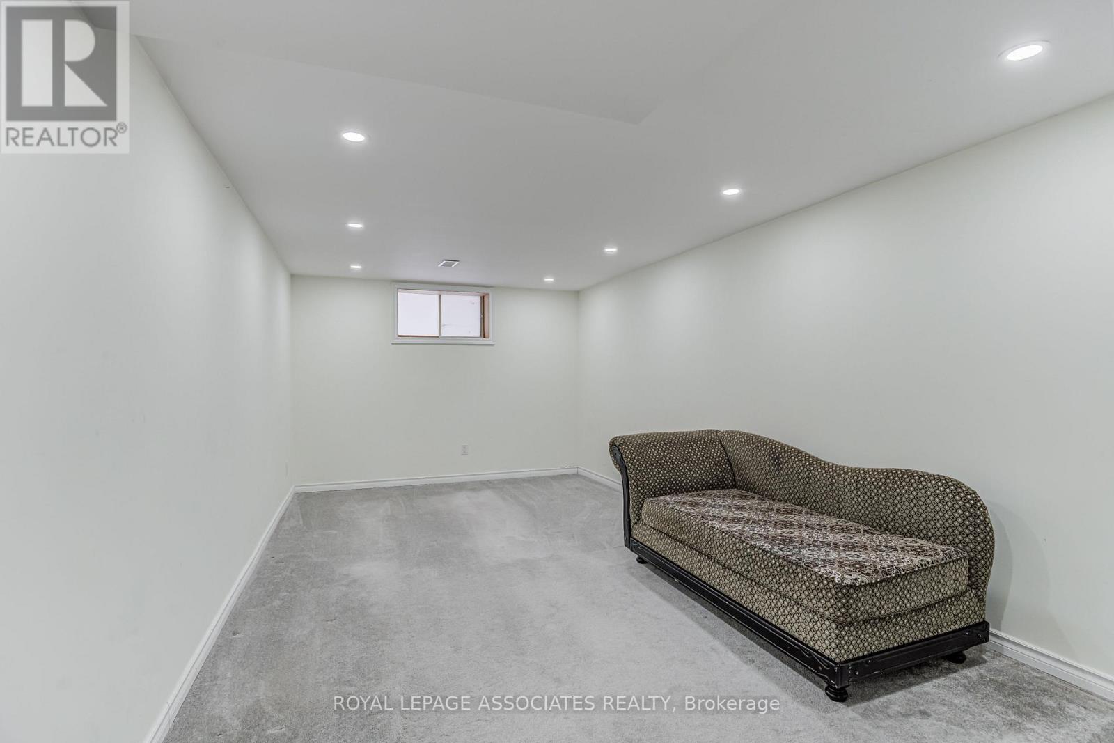 130 Cunningham Drive, New Tecumseth, Ontario  L9R 1C4 - Photo 28 - N12641324