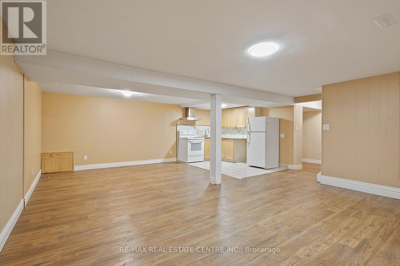 Lower - 89 Forsythia Road, Brampton, Ontario  L6T 2G2 - Photo 7 - W12629866