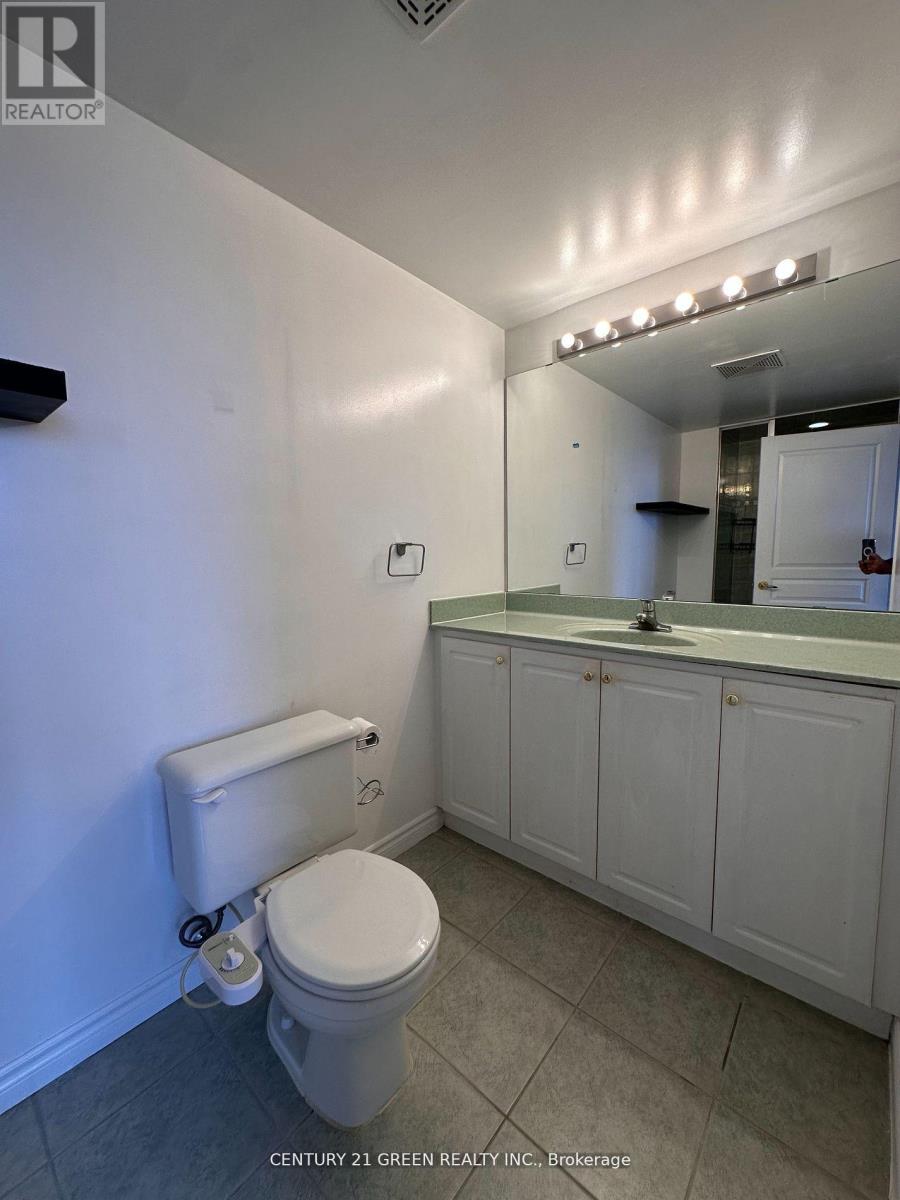 1103 - 200 Burnhamthorpe Road E, Mississauga, Ontario  L5A 4L4 - Photo 21 - W12638282