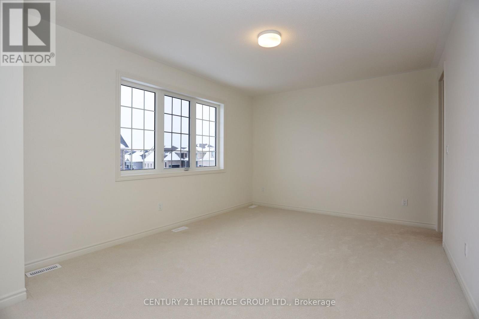 79 Marigold Boulevard, Adjala-Tosorontio (Colgan), Ontario  L0G 1W0 - Photo 4 - N12641424