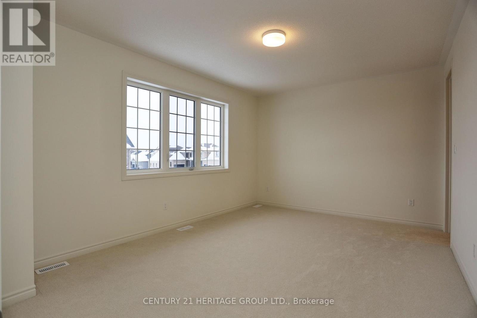 79 Marigold Boulevard, Adjala-Tosorontio (Colgan), Ontario  L0G 1W0 - Photo 5 - N12641424