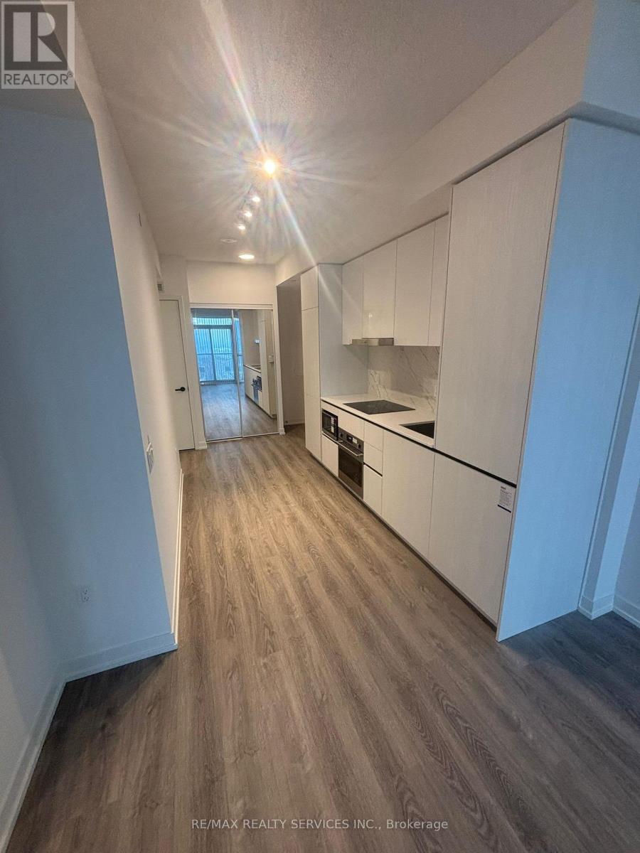 2807 - 8 Interchange Way, Vaughan, Ontario  L4K 0R2 - Photo 9 - N12641430