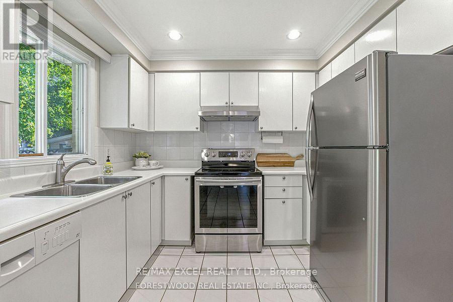 Main Floor - 190 Nahani Way, Mississauga, Ontario  L4Z 3J5 - Photo 6 - W12641392