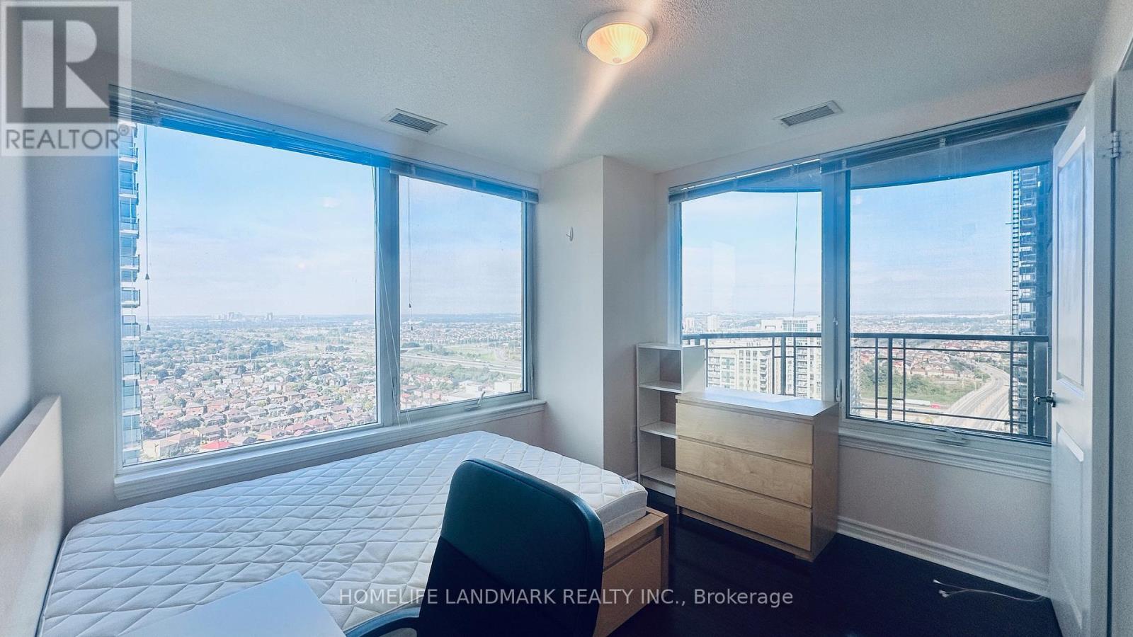 2711 - 385 Prince Of Wales Drive, Mississauga, Ontario  L5B 0C6 - Photo 17 - W12641398