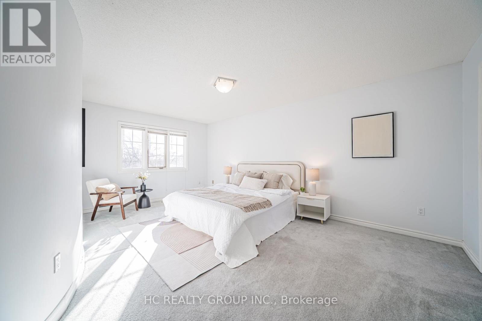 2066 Pineview Drive, Oakville, Ontario  L6H 5M4 - Photo 27 - W12641402