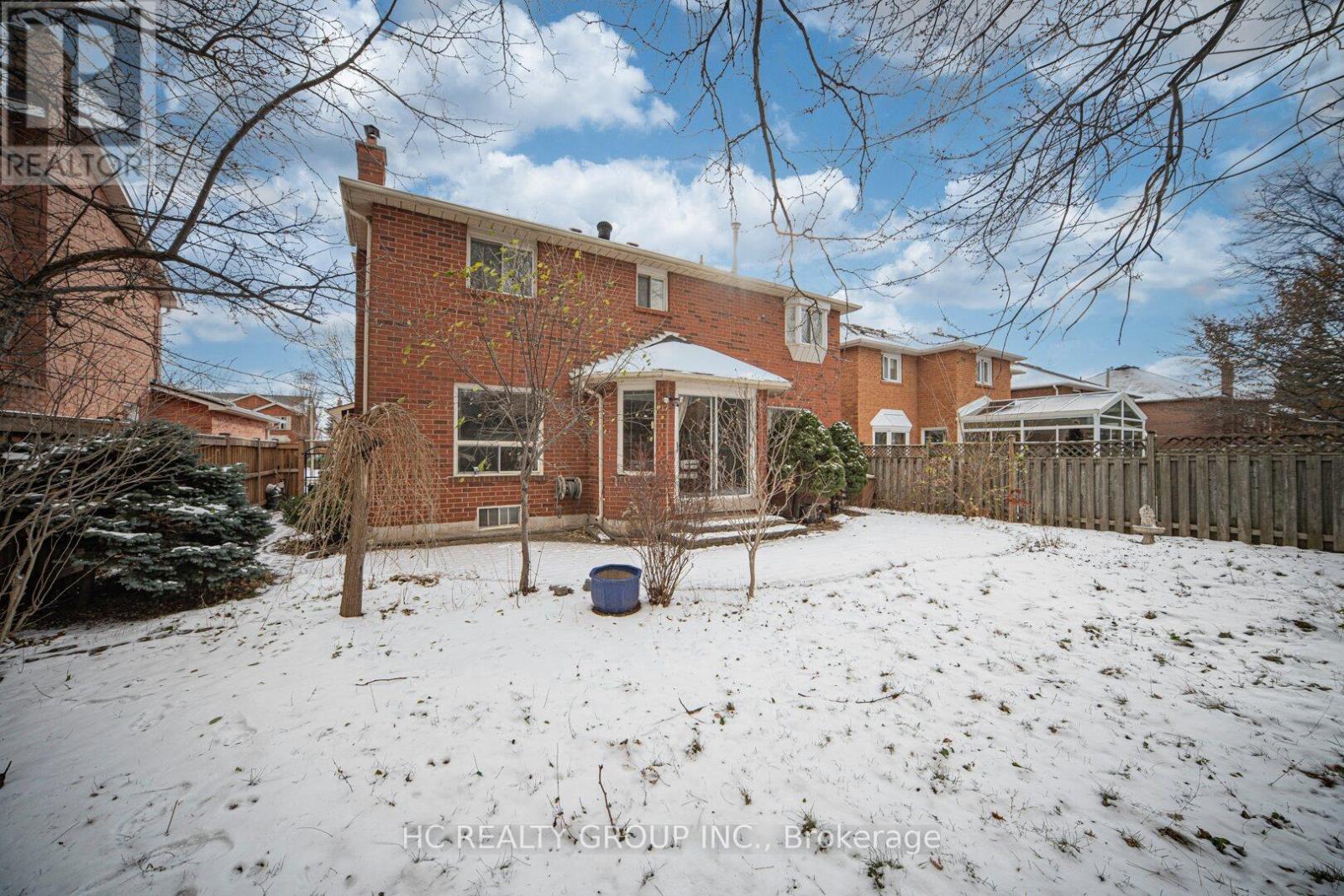 2066 Pineview Drive, Oakville, Ontario  L6H 5M4 - Photo 48 - W12641402