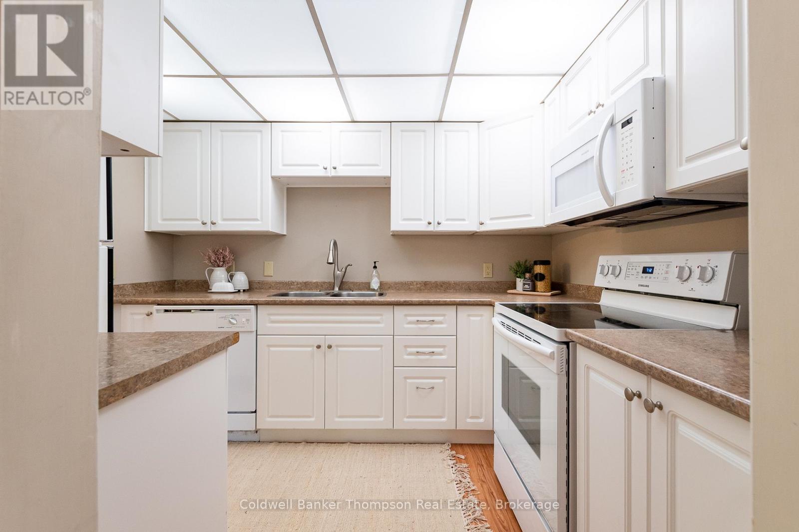 22 - 26 Herman Avenue, Huntsville, Ontario P1H 1J6 - Photo 17 - X12641462