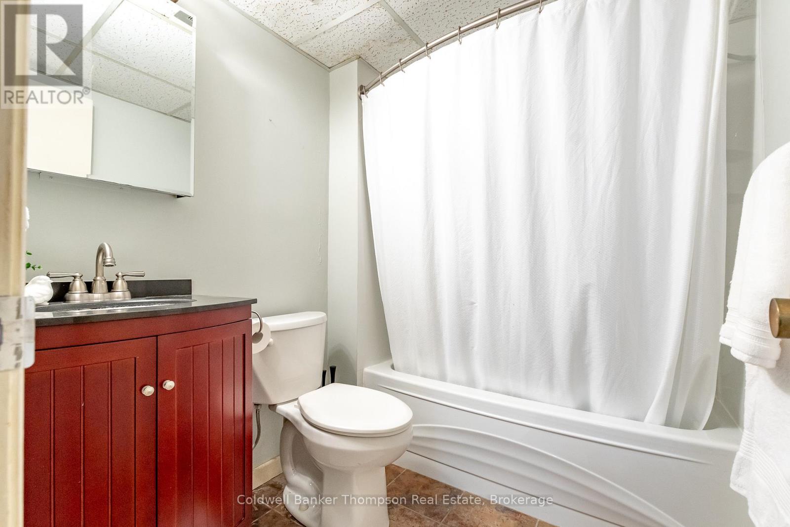 22 - 26 Herman Avenue, Huntsville, Ontario P1H 1J6 - Photo 21 - X12641462