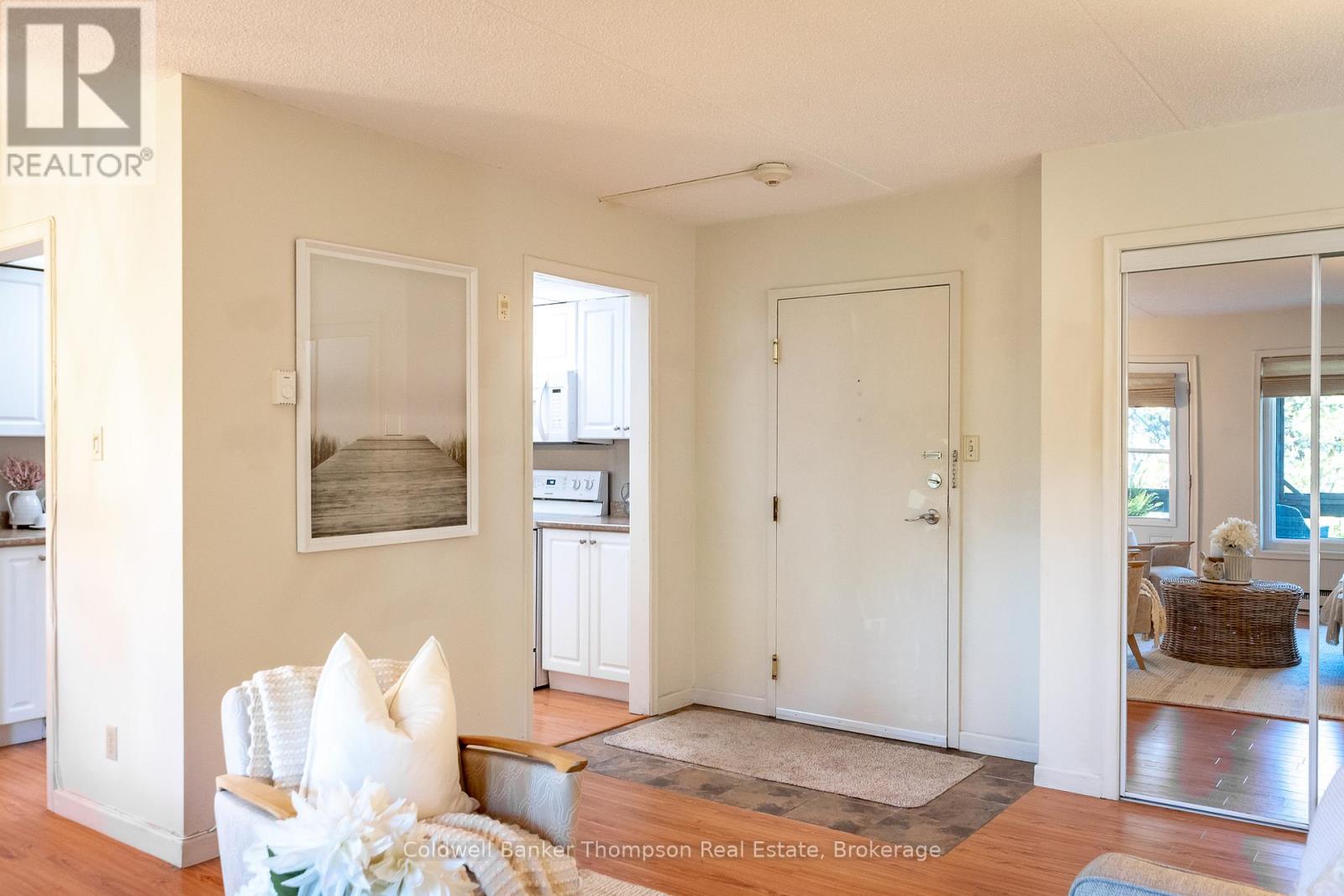 22 - 26 Herman Avenue, Huntsville, Ontario P1H 1J6 - Photo 4 - X12641462