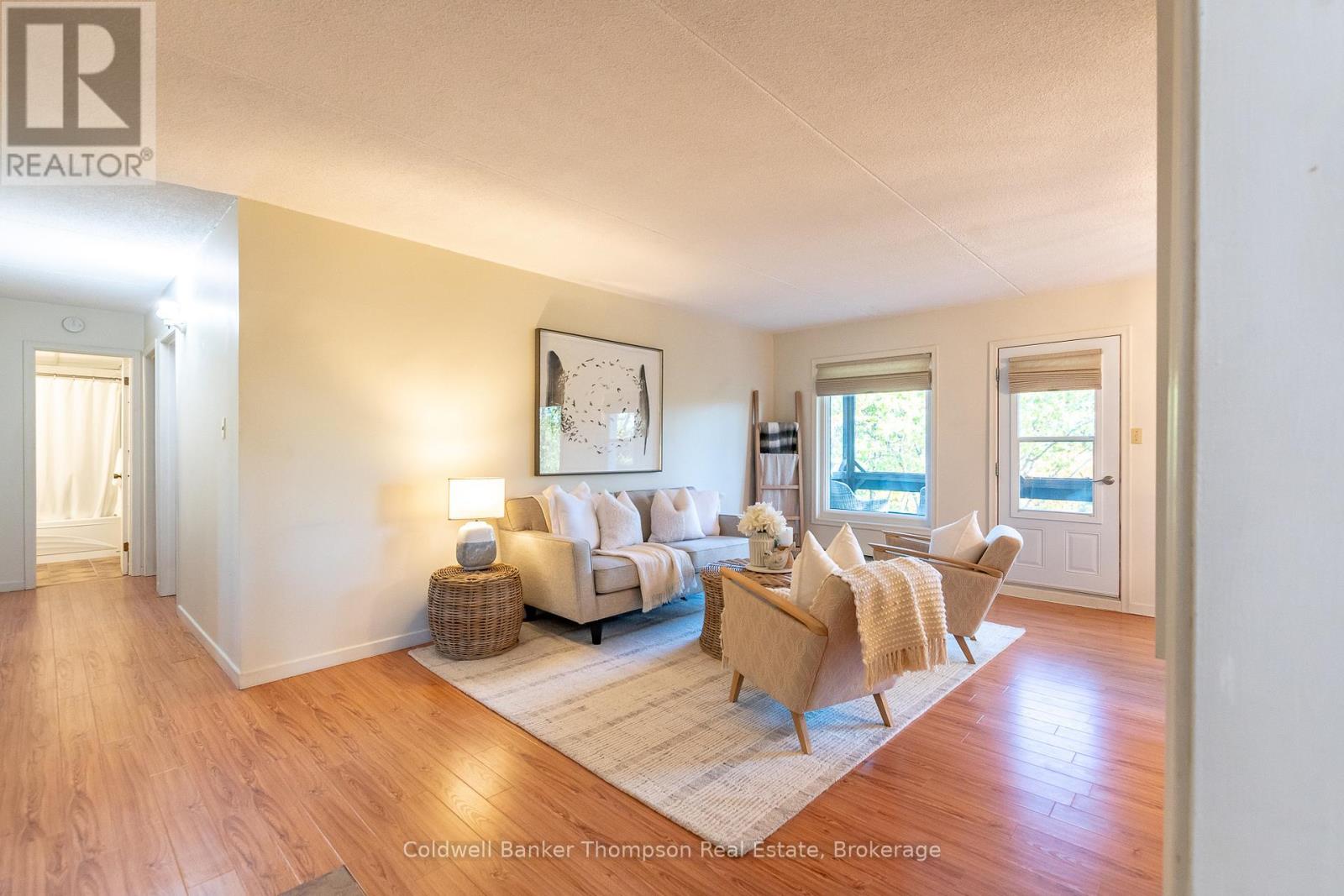 22 - 26 Herman Avenue, Huntsville, Ontario P1H 1J6 - Photo 7 - X12641462