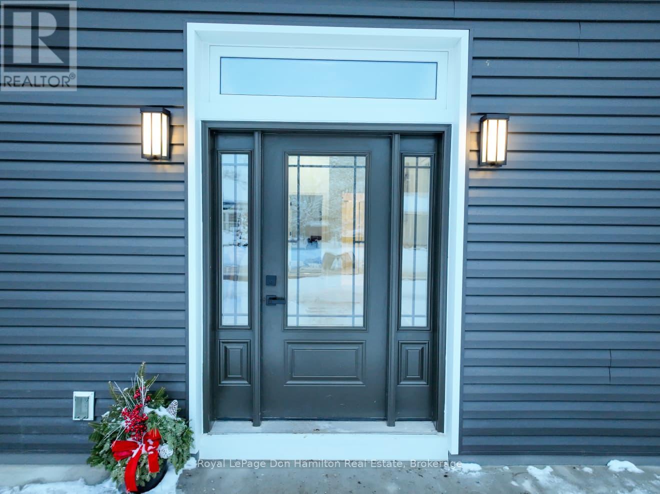 70 Goderich Street W, Huron East, Ontario  N0K 1W0 - Photo 4 - X12641526